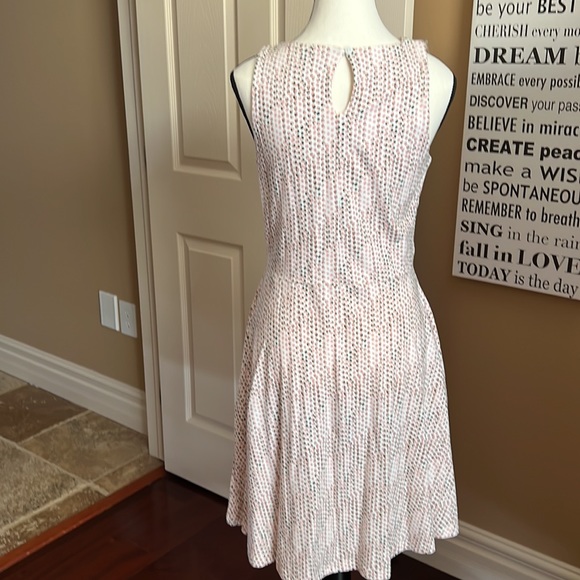 Tank top dress with pockets - Picture 2 of 3